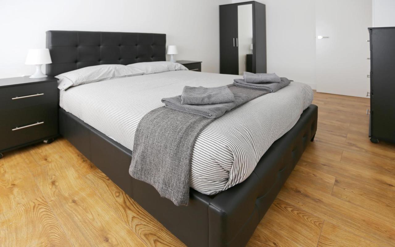 Radalco Apartments Hounslow Exteriör bild