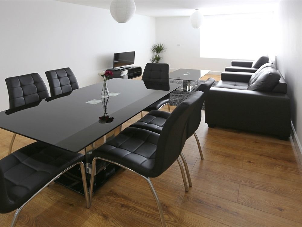 Radalco Apartments Hounslow Exteriör bild